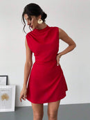 (130) Firerie Vestido Curto Vermelho com Colete, Vestido Elegante